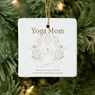 Ornement En Céramique Maman de yoga qui respire à travers la maternité