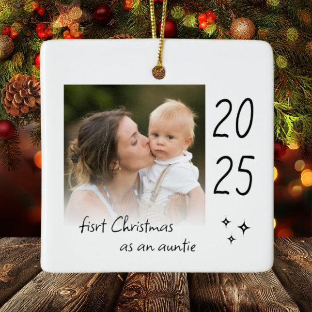 Ornement En Céramique Modern Simple First Christmas As Auntie Photo (Modern Simple First Christmas As Auntie Photo Ceramic Ornament
)