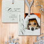 Ornement En Céramique Mon premier script de Noël Snowflake photo vertica<br><div class="desc">Mon premier ornement photo de Noël avec photo verticale, calligraphie élégante et délicats flocons blancs sur une bordure gris argenté. Le modèle photo est prêt pour vous à ajouter votre photo et votre texte personnalisé au dos. À l'exception du texte manuscrit utilisé pour Mon premier Noël, tous les termes sont...</div>