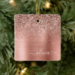 Ornement En Céramique Monogramme de Parties scintillant rose or Rose en<br><div class="desc">Or rose - Faux rose pâle Foil Parties scintillant étincelante métallique brossé Monogramme en métal Nom et ornement de Noël initial. Cela rend le cadeau parfait pour 16 ans,  mariage,  douche nuptiale,  anniversaire,  baby shower ou bachelorette pour quelqu'un qui aime le luxe glam et les styles chic.</div>