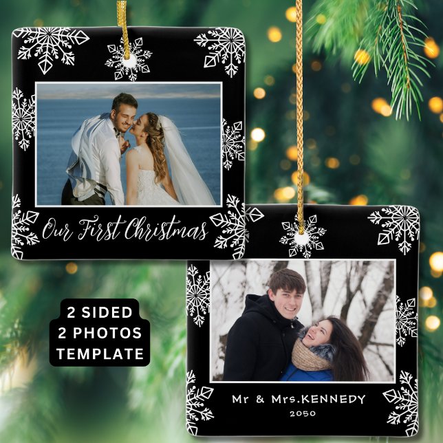 Ornement En Céramique Notre premier Noël 2 photo Flèches blanches Noir (Our First Christmas 2 Photo White Snowflakes Black Ceramic Ornament
)