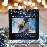 Ornement En Céramique Notre première photo de Noël Engagée Lumières en B<br><div class="desc">Notre premier Noël Engagé double face - Photos avant et arrière,  Noms sur l'arrière - Rustique Pays Bleu Bois et String Lumières</div>