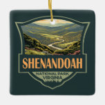 Ornement En Céramique Parc national de Shenandoah Illustration Voyage Ré<br><div class="desc">Shenandoah dessin vectoriel. Le Skyline Drive court sur toute sa longueur,  et un vaste réseau de sentiers comprend une section du sentier longue distance des Appalaches.</div>