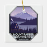 Ornement En Céramique Parc national du Mont Rainier Washington Cabine Re<br><div class="desc">Conception de l'illustration vectorielle de Mount Rainier. Le parc est entouré de vallées,  de cascades et de prairies subalpines.</div>
