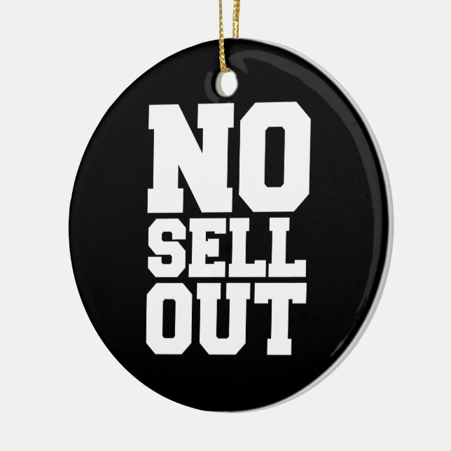 ORNEMENT EN CÉRAMIQUE PAS DE VENTE (Gauche)