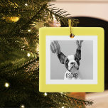 Ornement En Céramique Photo Chien moderne Jaune Simple Jolie Cadeau<br><div class="desc">Photo Chien moderne Jaune Simple Jolie Cadeau</div>