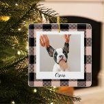 Ornement En Céramique Plaid Et Nom Rose Moderne Et Photo Chien<br><div class="desc">Plaid Et Nom Rose Moderne Et Photo Chien</div>