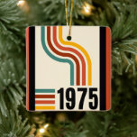 Ornement En Céramique poster vintage Retro Stripes 1975<br><div class="desc">. : 1975 . : Bandes de style rétro en vert,  rouge,  ambre et jaune . : Conception de coordination disponible . : Autres années disponibles</div>