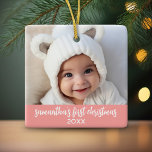 Ornement En Céramique Premier Noël du bébé - Simple Coral Rose Girl<br><div class="desc">Ajoutez une photo à ce joli ornement de vacances - parfait pour les petites filles. Une simple bordure rose corail clair fait un ornement mémorable pour votre arbre. Une police minimale moderne pour l'année avec un endroit pour télécharger 1 photo horizontale.</div>