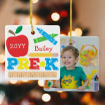 Ornement En Céramique Préscolaire K Keepsaké Apple Crayon photo crayon<br><div class="desc">La conception de l'ornement photo Pre-K comprend une pomme, une règle, des crayons et une typographie amusante et colorée ! Cliquez sur le bouton personnaliser pour plus d'options pour modifier le texte ! Des variantes de ce design, des couleurs supplémentaires, ainsi que des produits de coordination sont disponibles dans notre...</div>