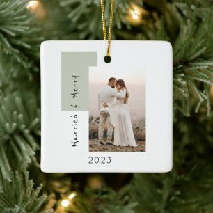 Ornement En Céramique Simple Married and Merry Photo Newlywed sage