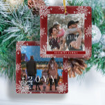 Ornement En Céramique Snowflakes 2 photo de famille personnalisée rouge<br><div class="desc">Rustique élégant hiver rouge et blanc gardien de famille ornement modèle avec cadre de flocons de neige scintillant.                              Facile à personnaliser avec vos 2 photos,  script texte,  nom de famille et année !</div>