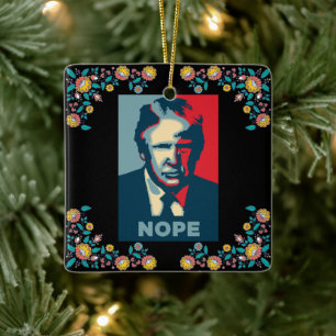 Ornement en céramique Trump Nope