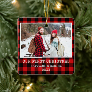 Ornement En Céramique Typewriter Font Red Plaid Couple First Christmas