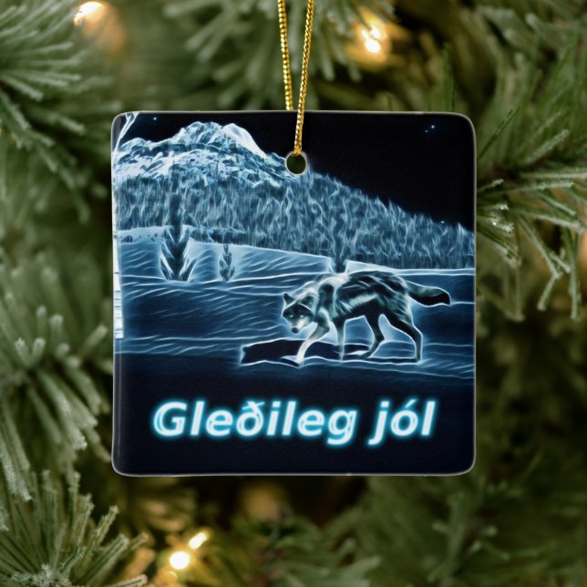 Ornement En Céramique Un Loup Sur La Neige - Gleðileg Jól (Arbre)