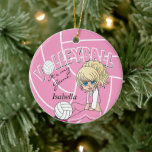 Ornement En Céramique Volley-ball féminin rose<br><div class="desc">Ornement de volley-ball rose. Un grand cadeau pour un joueur de volley-ball, un fan de volley-ball ou un entraîneur d'équipe de volley-ball, un design sportif amusant. D'autres couleurs sont disponibles si vous ne trouvez pas vos couleurs, veuillez me contacter. 📌 Si vous avez besoin d'une personnalisation plus poussée, cliquez sur...</div>