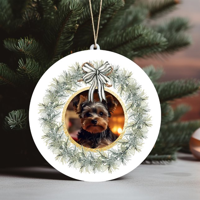 Ornement En Céramique Wreath Gold Frame Custom Pet Photo (Wreath Gold Frame Custom Pet Photo Ceramic Ornament)