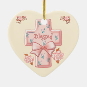 Ornement en forme de coeur avec croix chrétienne b