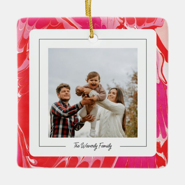 Ornement en marbre rouge (Devant)