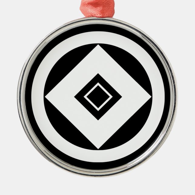 ORNEMENT EN MÉTAL 一 柳 家 二 重 釘 貫 (Devant)