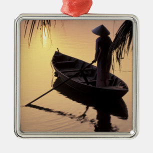 Ornement En Métal Asie, Vietnam, delta du Mékong, Can Tho. Soirée