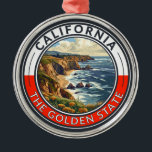 Ornement En Métal Badge California Travel Art<br><div class="desc">Conception de déplacement de vecteur rétro en Californie. Cet art de voyage de style rétro,  avec son mélange de couleurs audacieuses et d'allure vintage,  est conçu pour inspirer un sentiment d'aventure.</div>