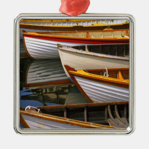 Ornement En Métal Bateaux aux couleurs vives au Wooden Boat Center