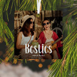 Ornement En Métal Cadeau BESTIES personnalisé BFF mignon<br><div class="desc">Faites savoir à une bestie combien elle est aimée avec cela; mignon moderne Photo personnalisée Besties ornement de Noël. Le design présente une typographie blanche amusante qui dit "Besties". Téléchargez simplement votre photo préférée et personnalisez le ou les nom(s). Vous pouvez modifier la couleur du texte à l'aide de l'outil...</div>