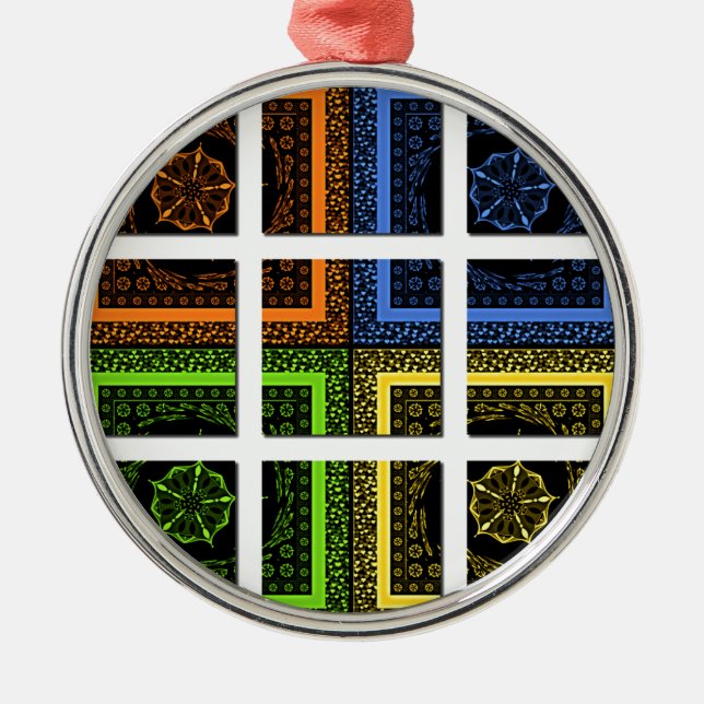 Ornement En Métal Carré dans une boîte (Devant)