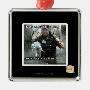 Ornement En Métal Chat mouillé et pistolet