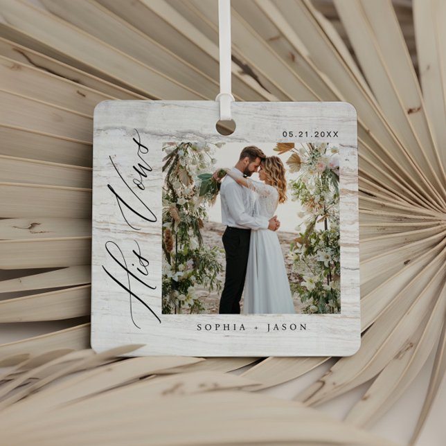 Ornement En Métal Elegant Minimal Wedding His Vows Couples Photos (Elegant Minimal Wedding His Vows Couples Photos Metal Ornament)