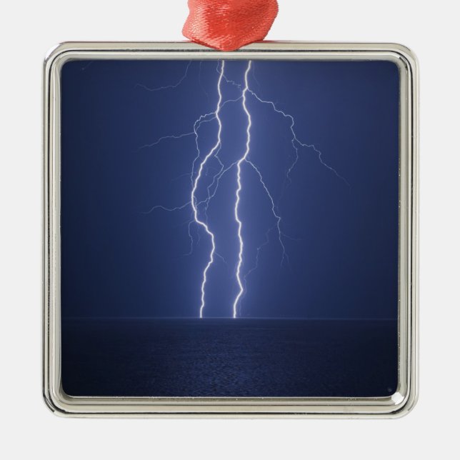 Ornement En Métal Foudre (Devant)