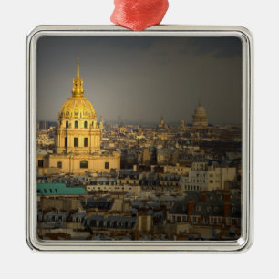 Ornement En Métal France, Paris. Les Invalides vues depuis
