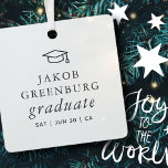 Ornement En Métal Graduate Moderne Minimaliste Simple Chic Graduatio<br><div class="desc">Design est composé de typographie serif sur un arrière - plan simple. Disponible ici : http://www.zazzle.com/store/selectpartysupplies</div>