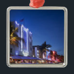 Ornement En Métal Hôtel de balise, commande d'océan, Miami Beach du<br><div class="desc">La commande d'océan est une rue en plage du sud ? la partie du sud de Miami Beach, la Floride. On le connaît pour ses hôtels d'art déco. La rue est le centre du secteur de l'art déco de la ville, qui est à la maison à environ 800 bâtiments préservés....</div>