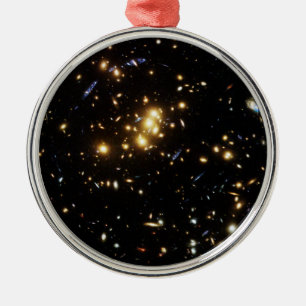 Ornement En Métal Hubble trouve la bague en matière noire dans le cl