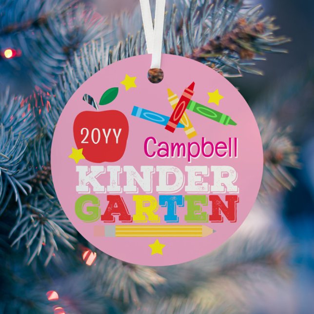 Ornement En Métal Kindergarten Keepsake Cute Pink Girls Photo (Créateur téléchargé)
