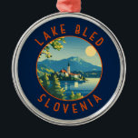 Ornement En Métal Lake Bled Slovénie Travel Art Vintage<br><div class="desc">Design vectoriel de Lake Bled. Le lac Bled est un lac situé dans les Alpes Juliennes de la région du Haut Carniolan,  au nord-ouest de la Slovénie,  où il jouxte la ville de Bled.</div>