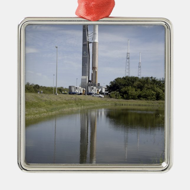 Ornement En Métal L'Atlas V/Centaur arrive sur la commande de lancem (Devant)