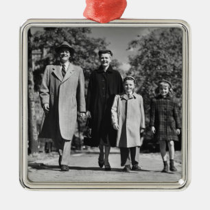 Ornement En Métal Marche de famille
