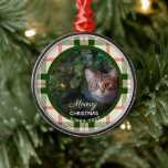 Ornement En Métal Meowy Christmas Photo Amoureux des chats Ornament<br><div class="desc">Meowy Christmas Photo Amoureux des chats Ornament - Présentez votre félin préféré sur notre ornement "Meowy Christmas". Notre modèle de haute qualité facilite la personnalisation de votre ornement spécial. Si vous souhaitez customiser la police ou la couleur de police,  veuillez utiliser le lien "customiser plus loin".</div>