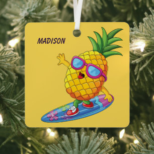 Ornement En Métal Nom personnalisé Surfing Pineapple