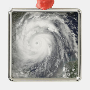 Ornement En Métal Ouragan Emily