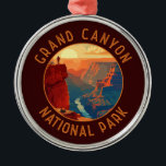Ornement En Métal Parc national du Grand Canyon Cercle en détresse r<br><div class="desc">Grande Canyon dessin vectoriel. Le parc abrite une grande partie de l'immense Grand Canyon,  avec ses bandes de roches rouges superposées qui révèlent des millions d'années d'histoire géologique.</div>