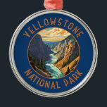 Ornement En Métal Parc national Yellowstone Rivière Cercle en détres<br><div class="desc">Design vectoriel de Yellowstone. Le parc comprend des canyons spectaculaires,  des rivières alpines,  des forêts luxuriantes,  des sources chaudes et des geysers qui brassent,  dont son plus célèbre,  Old Faithful.</div>