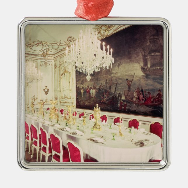 Ornement En Métal Pièce régalante, conception conçue par Nikolaus (Devant)