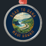 Ornement En Métal Route vers Hana Maui Hawaii Circle en détresse rét<br><div class="desc">Route vers Hana dans un style vectoriel. L'autoroute Hana Highway est un tronçon de 100 km des routes Hawaii 36 et 360 qui relie Kahului à la ville de Hana,  dans l'est de Maui.</div>