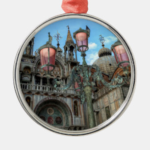 Ornement En Métal Saint-Marques et lampes, Venise, Italie