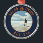 Ornement En Métal Salar de Uyuni Bolivie Cercle retro en détresse<br><div class="desc">Salar de Uyuni dans un style vectoriel. Salar de Uyuni,  au milieu des Andes dans le sud-ouest de la Bolivie,  est le plus grand appartement salé au monde.</div>