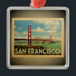 Ornement En Métal San Francisco Orament Golden Gate Bridge Vintage<br><div class="desc">Un ornement de style vintage cool avec le Golden Gate Bridge.</div>